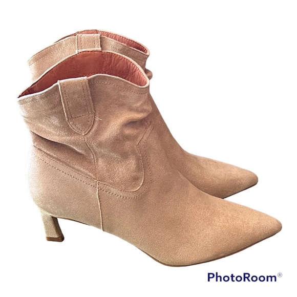 Faux Suede Ankle Boots Size 9 - Picture 3 of 9